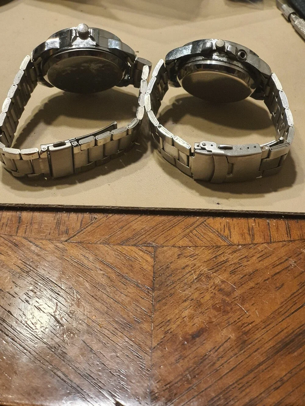 10/$20 Lot Of 2  Men's Spy Watches For Parts Or Repair